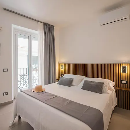 Humboldt Luxury Rooms Taormina Exterior photo